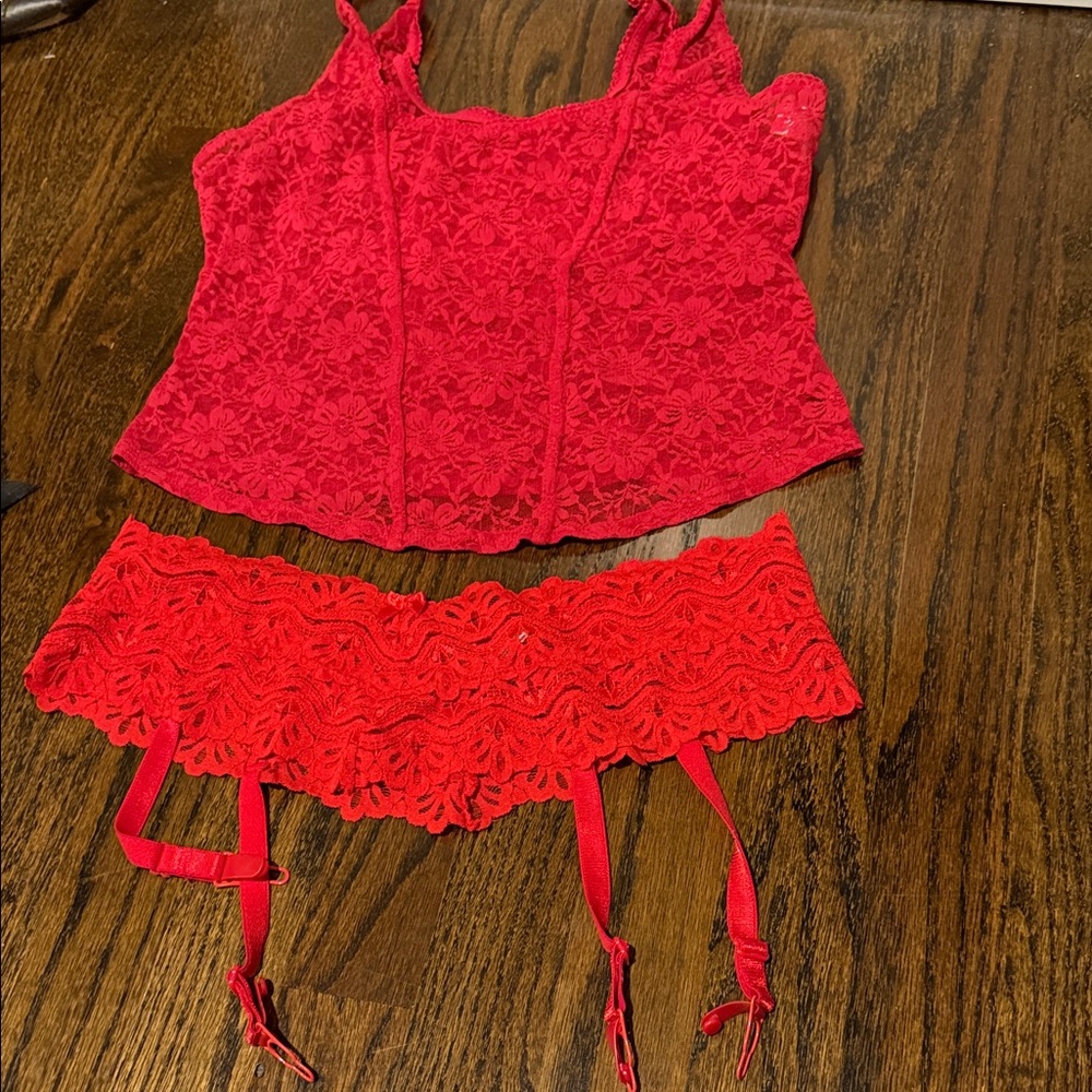 🫶🏻Red Lace Crop Top and Garter Set top small vintage bottom m/l 🔥